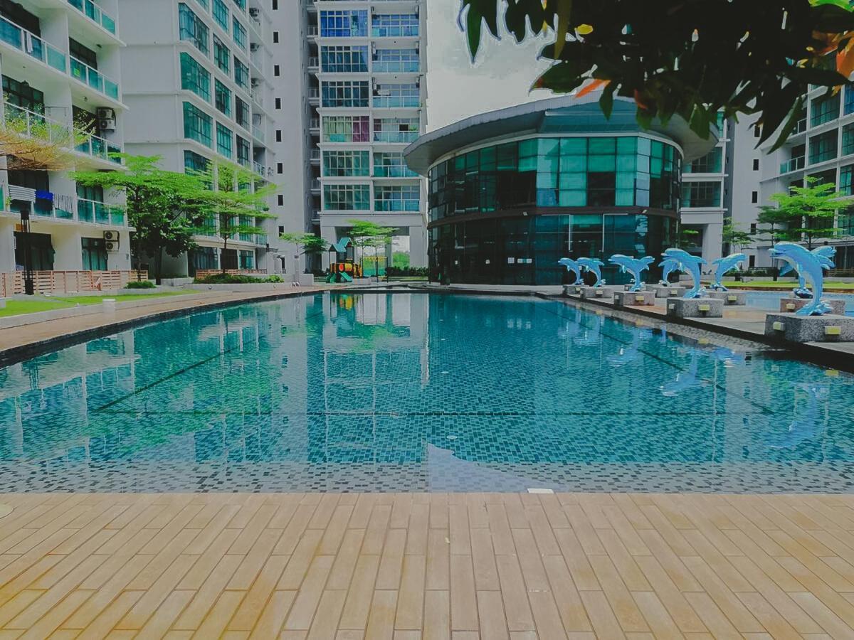 Mount Austin Ikea, Aeon 10mins -pool View- C115 *