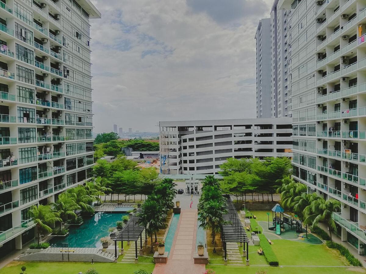Apartment Mount Austin Ikea, Aeon 10mins -pool View- C115 Johor Bahru